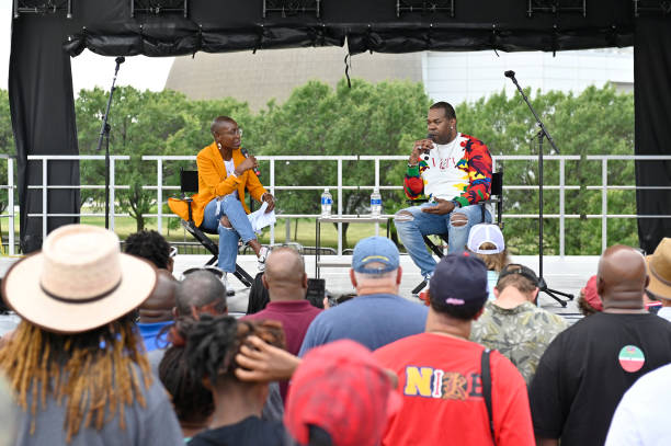 Nwaka Onwusa interviewing Busta Rhymes at the Rock and Roll Hall of Fame